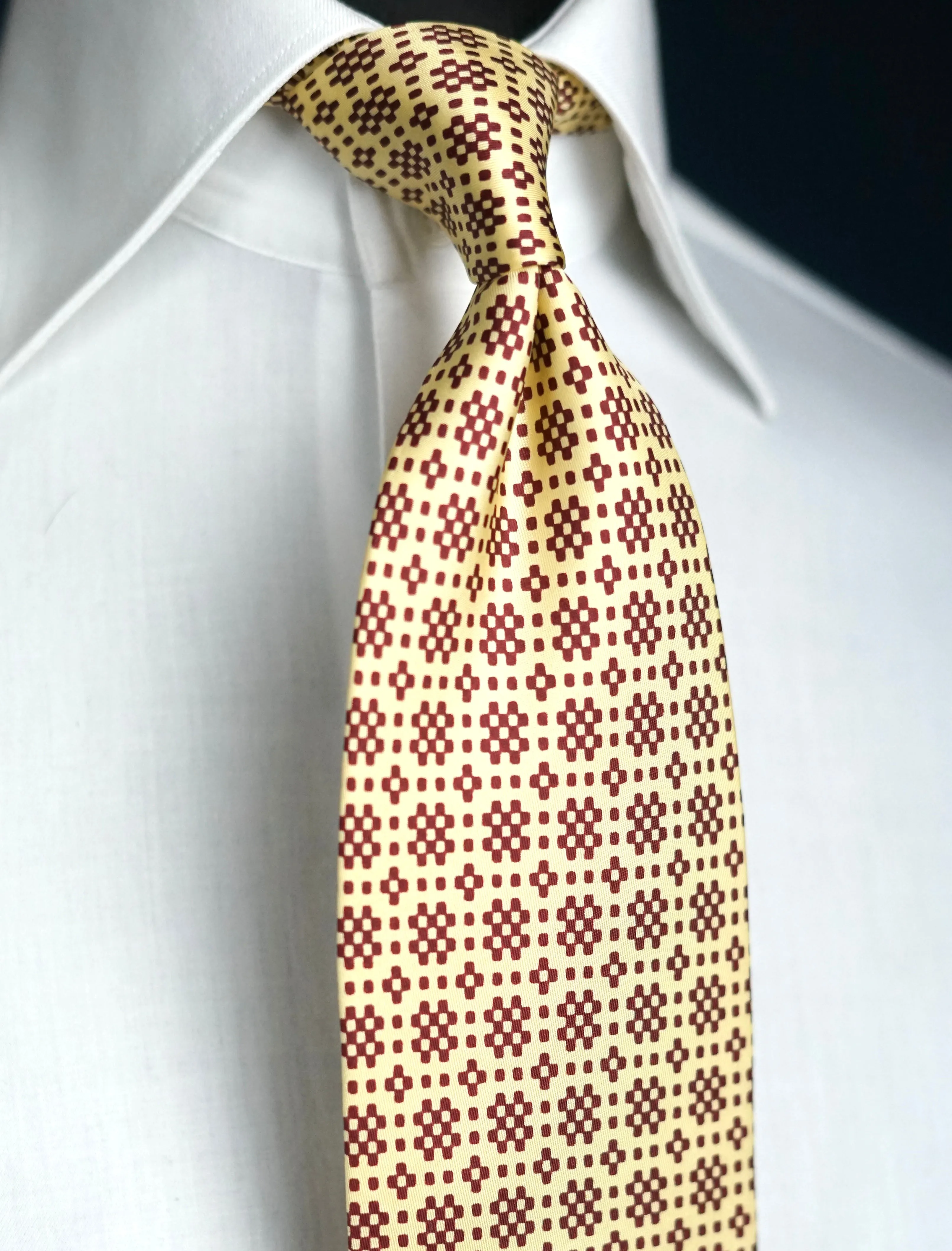 Carole Lightweight Vintage Tie